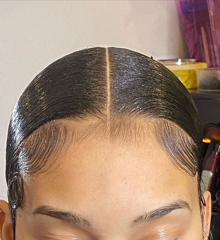 Cheap Great Virgin Human Wigs🔥 on Instagram: “Perfect middle part braided ponytail 😍❤️Edges on fleek💞 Is this your pony goals❓😄 Tag the source pls 🌹 . . #hairgoal #middlepart…” Tan Skin Blonde Hair, Slicked Back Ponytail, Twisted Hair, Middle Part Hairstyles, Sleek Ponytail Hairstyles, Edges Hair, Braided Ponytail Hairstyles, Slick Back, Hairdos For Curly Hair