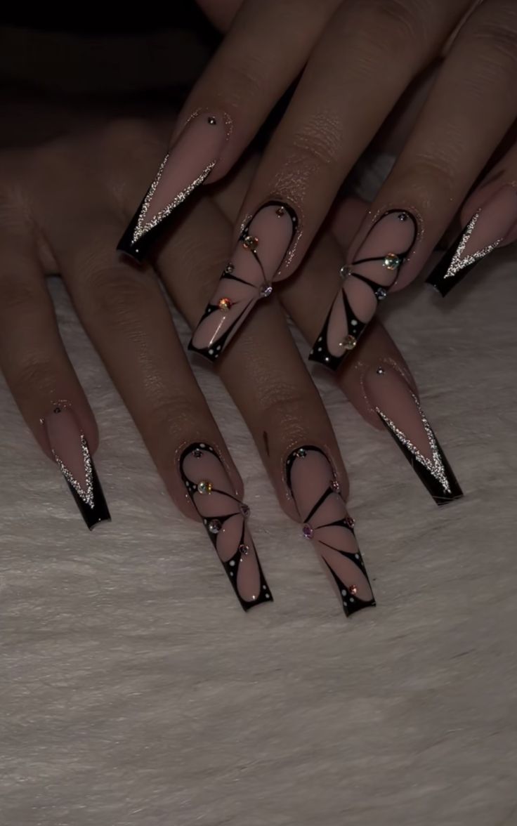 Black Nails Coffin, Coffin Style Nails, Gel Nails Shape, Coffin Nails Black, Dance Nails, Sunflower Nail, Black Coffin Nails, Unghie Nail Art, Sunflower Nails