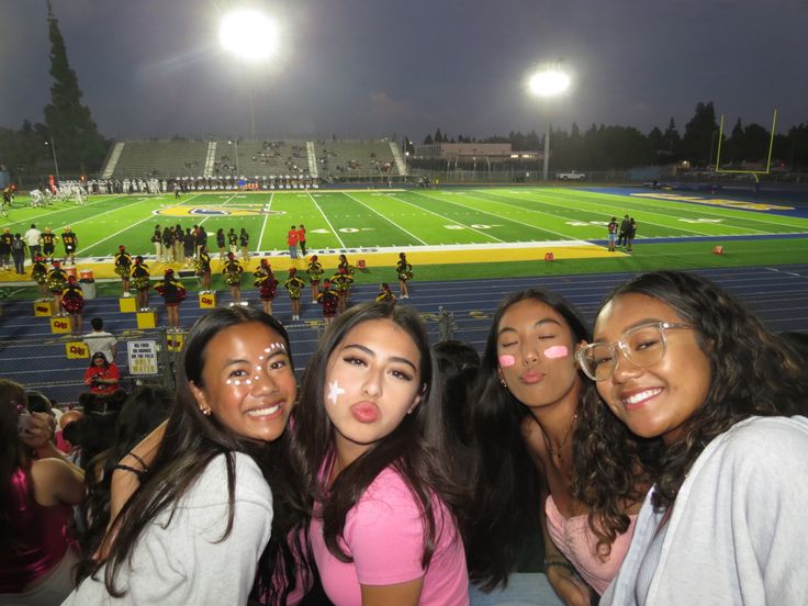 Pep Rally High School, Football Game Digital Camera, Friend Group Aesthetic School, Football Game With Friends, Step Team Aesthetic, Football Game Photo Ideas, Iconic Duo Spirit Week, Football Game Photos, Pep Rally Aesthetic