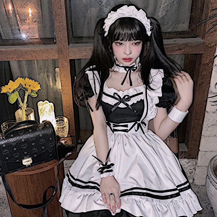 Maid Outfit Cosplay, Maid Halloween, Asian Cosplay, Maid Cosplay, Outfit Korean, Maid Outfit, Dress Aesthetic, Maid Dress, Cosplay Outfits