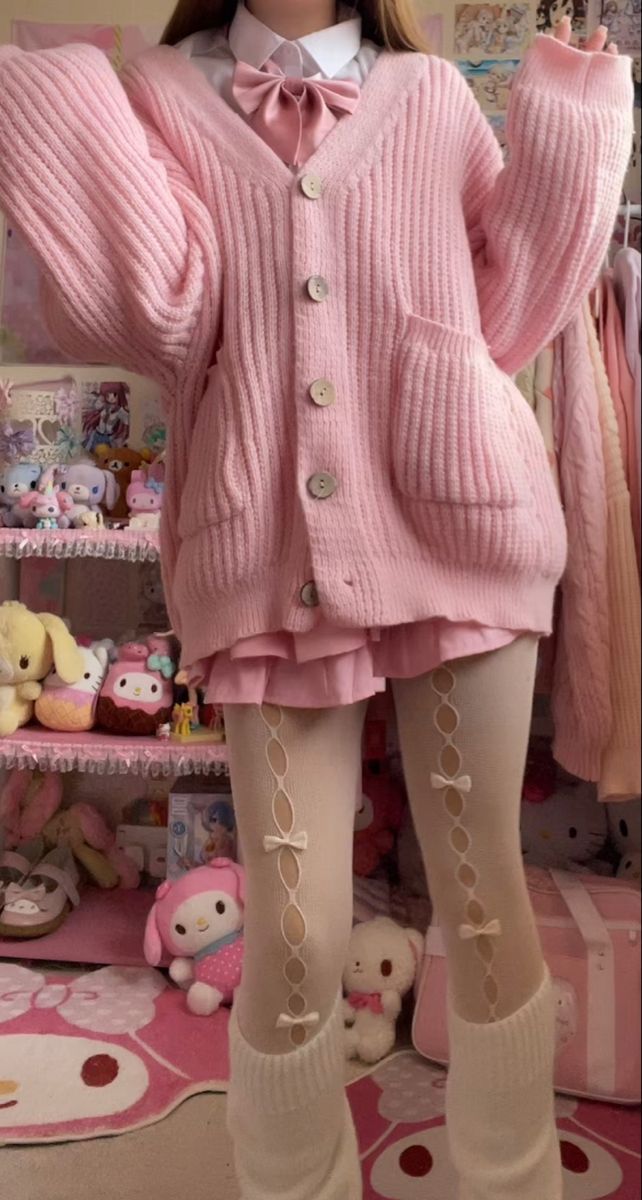 Kawaii Back To School Outfits, Cute Core Outfit Pink, Pink Femboy Outfits, Modest Kawaii Outfits, Cute Core Outfit Kawaii, Pinkcore Outfit, Kawaii Fall Outfits, Soft Core Aesthetic Outfits, Kawaii Core Outfit