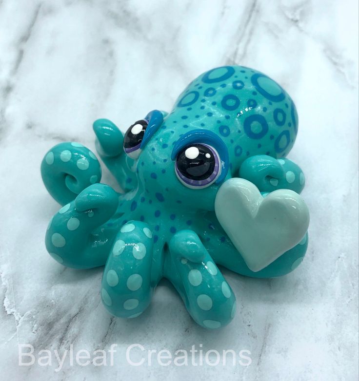 Clay blue octopus Clay Octopus Cute, Polymer Clay Octopus, Clay Ocean, Snowflakes Art, Clay Owl, Blue Octopus, Clay Bird, Spider Art, Clay Dragon