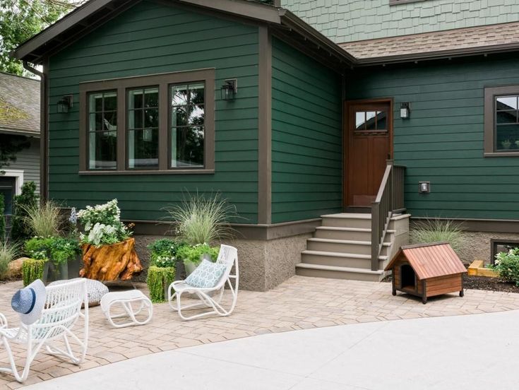 Must Know Forest Green Exterior Paint Ideas - PAINTQD