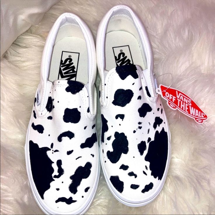 Brand New Cow Vans White Vans Sneakers For Summer, Vans White Slip-on Sneakers, White Slip-on Vans Sneakers, Cow Print Vans, Western Vans, Van Color, Western Wear Outfits, Vans White, Vans Black And White