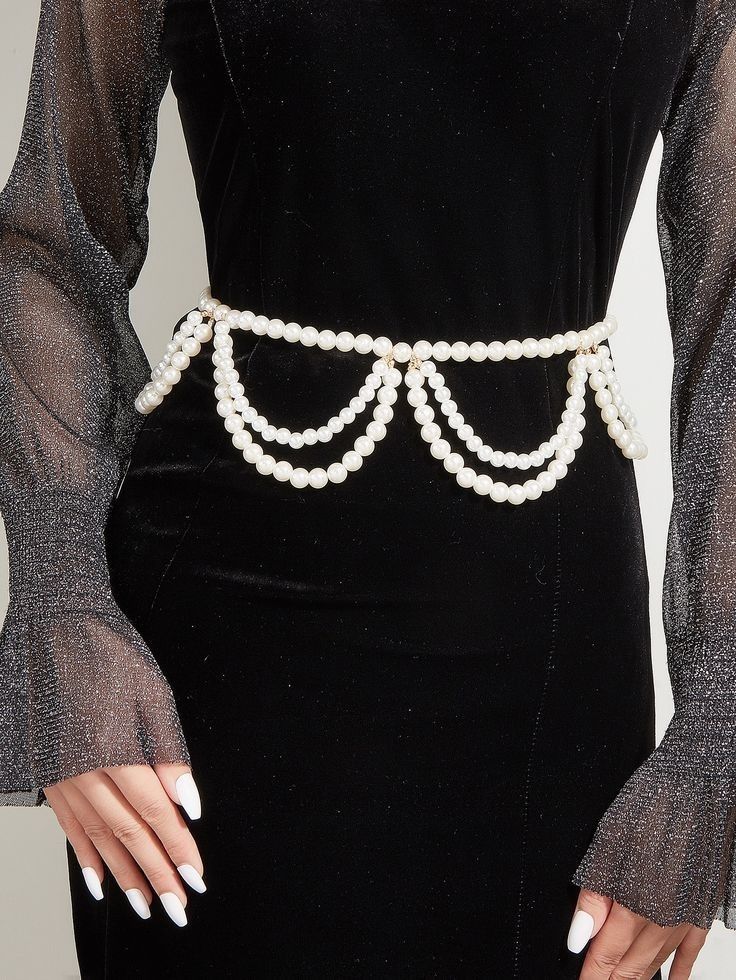 Beads Clothes, Hand Beaded Bag, Chain Dress, Pearl Decor, Jewelry Scarves, Handmade Jewelry Tutorials, Couture Mode, Beaded Belt, Handmade Beaded Jewelry