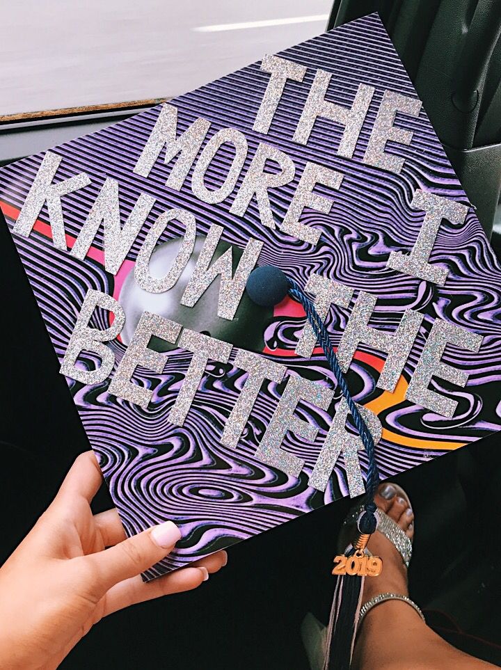 someone is holding up a graduation cap that says, north york now we rock it