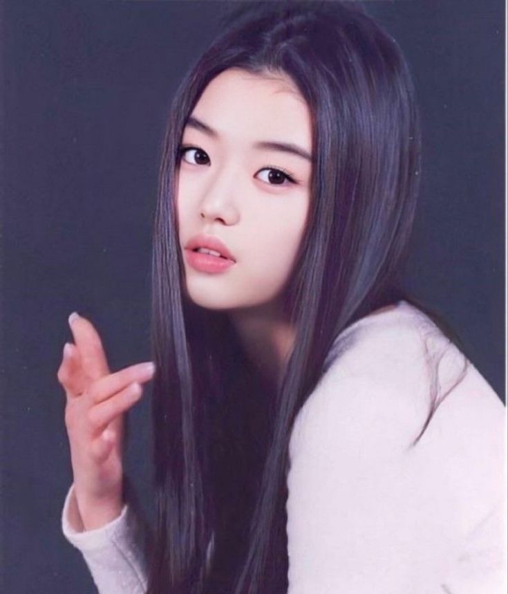 Jun Ji Hyun 90s, 90s Asian Fashion, Gianna Jun, Ji Hyun, Vintage Diy, Art Books, 가을 패션, I Love Girls, Girls Makeup