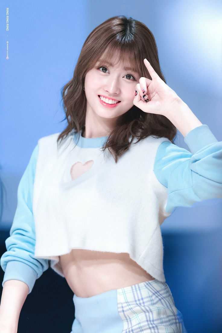 hirai momo | asian | pretty girl | good-looking | kpop | @seoulessx ❤️ Twice Momo, Sana Momo, Hirai Momo, Korean Music, Female Singers, Extended Play, Kpop Girl Groups, Korean Girl, South Korean Girls