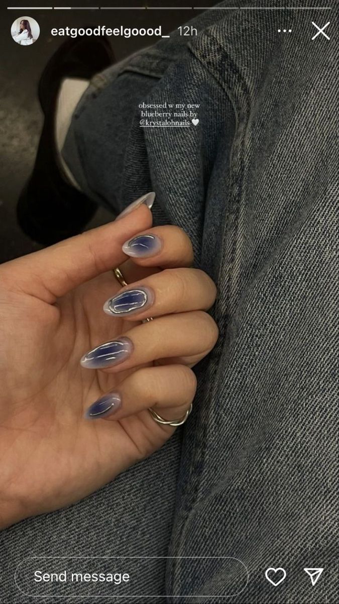 Korean Nails Inspo Aesthetic, Korean Blue Nails Aesthetic, Blue Nail Art Aesthetic, Navy Nail Art Ideas, Nails 24 Trends, Blue Accent Nail Ideas, Blue Nails Aesthetic Design, Self Gel Nail, Navy Blue Korean Nails