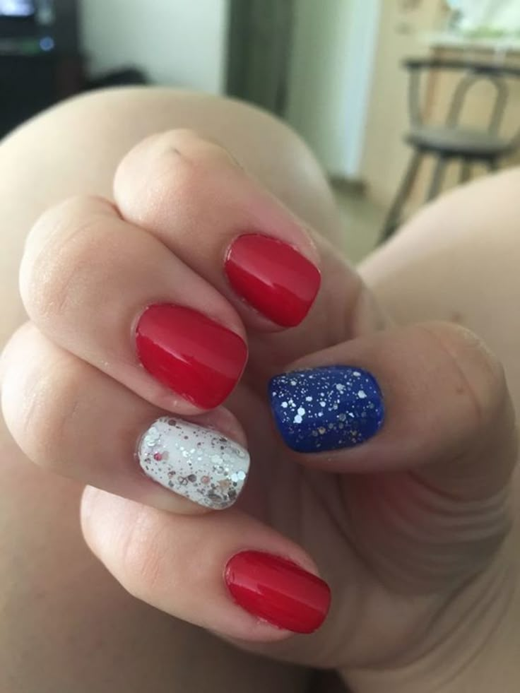 Patriotic Nails Design, Patriotic Nails, Fourth Of July Nails, 4th Of July Nails, Basic Nails, July Nails, Nails For Kids, Simple Nail Designs, Dipped Nails