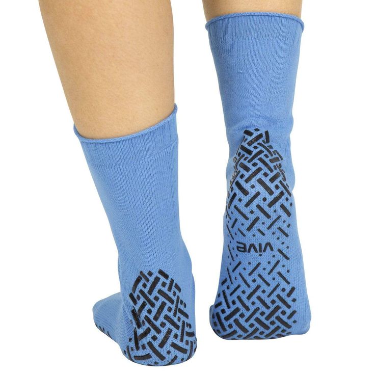 Non-Slip Socks Hospital Socks, Grippy Socks, Motivational Shirts, Non Slip Socks, Free Socks, In The Hospital, Tile Floors, Slip And Fall, Oc Inspo