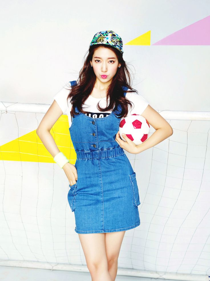 Park Shin Hye - H Style 2015 Boys Next Door, Love Park, Park Shin Hye, Korean Actresses, Pinocchio, H Style, Korean Celebrities, Korean Model, Sporty Outfits