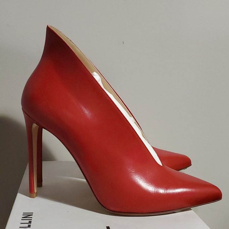 Nib Francesco Russo Heels Pumps Francesco Russo Shoes, Red High Tops, Heeled Pumps, Red High, Heels Pumps, Pumps Heels, High Top, Shoes Women Heels, High Tops