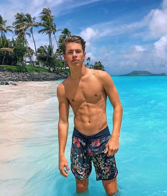 Ben Azelart, Surfer Guys, Surfer Boys, Boys Swimwear, Shirtless Men, Male Models, Hawaii, The Beach, Water