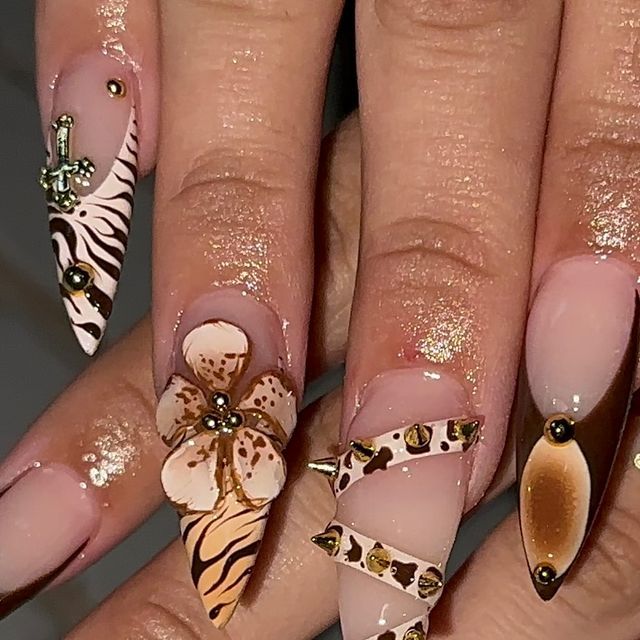 metro atl nail tech 🤍🎀✨🫧 on Instagram: "- - - - - - - - - - - - - #nail #nails2inspire #fall #nailstagram #acrylicnails #nailsinspiration #nailsmagazine #instanails #explore #longnails #stilettonails #brownnails" Taurus Nails Designs, Taurus Nails, Extra Nails, Bright Nail Designs, Boho Nails, Color For Nails, Short Square Acrylic Nails, Bright Nails, Brown Nails