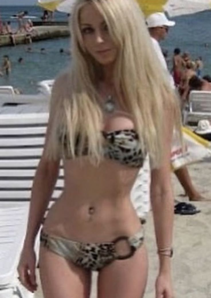 Valeria Lukyanova, Malibu Barbie, Model Aesthetic, Cute Swimsuits, 2000s Fashion, Barbie Girl, Just Girly Things, Key West, Pretty People