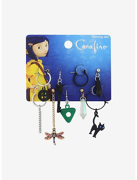 Mismatch Earrings, Coraline Aesthetic, Weird Jewelry, Indie Jewelry, Cute As A Button, Wallpaper Tumblr, Mismatched Earrings, Funky Jewelry, Coraline