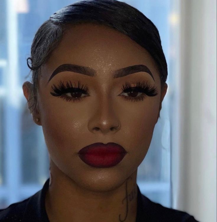 Birthday Makeup For Red Dress, Red Eye And Lip Makeup, Prom Makeup For Black Dress Red Lips, Light Makeup Red Lips, Red Lipstick Makeup On Black Women, Black And Red Lip Combo Makeup Look, Dark Skin Makeup With Red Lips, Dark Red Lipstick Black Women, Red Lip Combo Black Women