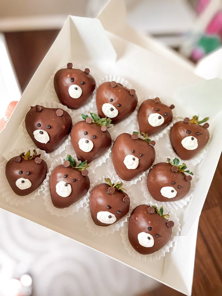 chocolate covered strawberries in the shape of teddy bears