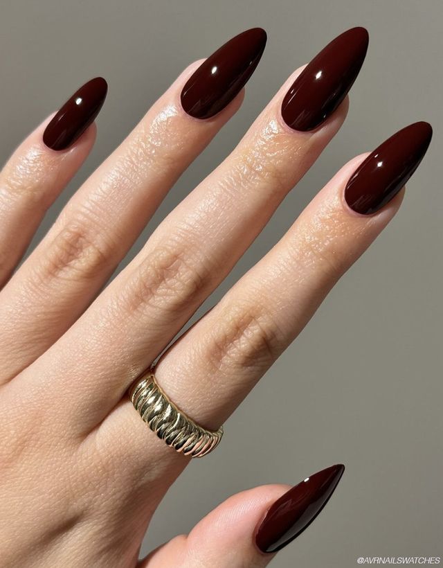 If you’ve been scrolling through TikTok lately, you’ve probably noticed a new nail obsession popping up everywhere: cherry brown nails — although around here we're calling them Cowgirl Copper nails. Yep, brown nails are having a major moment, and their warm, reddish undertones are giving us all the cozy vibes this season.   GET THE LOOK: Hot Cocoa Nails, Soap Nails, Cowgirl Copper, Soap Brows, Shiny Nails Designs, Copper Nails, Essie Gel Couture, Cherry Brown, Pumpkin Nails