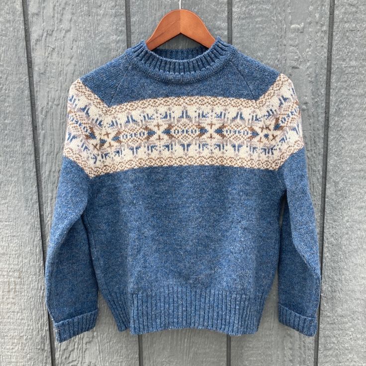 Shetland 100% Pure New Wool Knit Crewneck Sweater. Teal Color With Nordic Print. Durable And Will Last Ages. Fair Isle Sweater That Will Keep You Warm All Winter. Pre-Owned. No Visible Flaws. Excellent Condition! Made In Scotland Size 38 European Sizing Size 8 Us Approx. Flat Lay Measurements: Pit To Pit: 18" Length: 22.5" Sleeves: 28" Casual Blue Sweater With Fair Isle Pattern, Nordic Blue Crew Neck Sweater, Nordic Style Blue Fair Isle Outerwear, Blue Nordic Sweater With Fair Isle Pattern, Vintage Blue Fair Isle Sweater, Nordic Print, Fair Isle Sweater, Teal Colors, Wool Sweaters