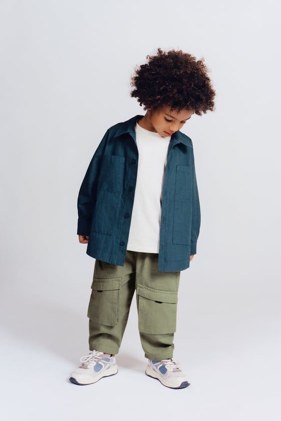 Zara Kids Boys, Boys Fall Fashion, Boys Cargo Pants, Zara Looks, Boys Fall Outfits, Ripstop Pants, Outfit Zara, Zara Boys, Kids Clothing Brands