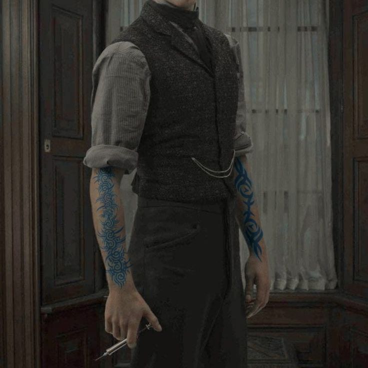 Dark Academia Men, Victorian Male, 1800s Men, Harry Treadaway, Style Androgyne, Vanessa Ives, Victor Frankenstein, Don Pedro, Victorian Man