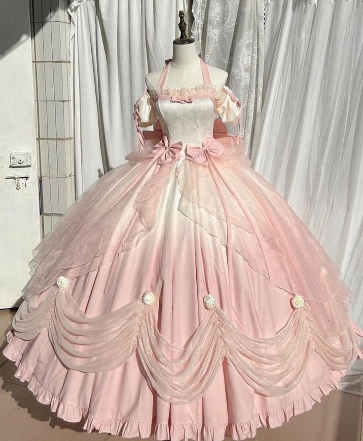 Puffy Dress Aesthetic, Pink Puffy Dress, Cinderella Pink Dress, Dreamy Gowns, Puffy Dresses, 파티 드레스, Dress Design Sketches, Princess Ball Gowns, Kawaii Fashion Outfits