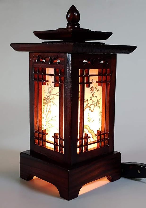 Carved Wood Lamp Handmade Traditional Korean Kingdom Window Design Art Deco Lantern Brown Asian Oriental Bedside Bedroom Accent Unusual Table Light (Pagoda) Asian Room Decor, Asian Room, Japanese Lamps, Japanese Lantern, Japanese Home Design, Wood Lantern, Japanese Lanterns, Timber Frame Homes, Wooden Lamp