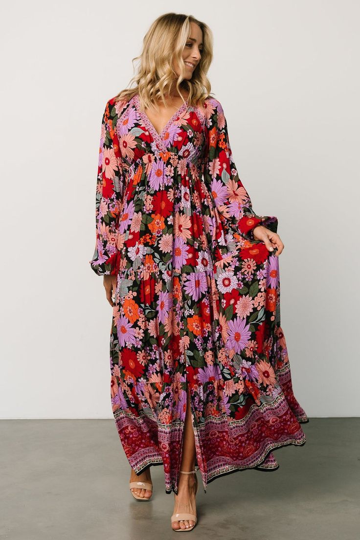 A gorgeous dress just for you. Malena features a black multi color, a maxi skirt length, and a flowing rayon material! Boho Sheek, Deep V Maxi Dress, Bbq Outfits, Indian Block Print Fabric, Edgy Dress, Boho Dresses Long, Winter Fashion Outfits Casual, Baltic Born, Tiered Maxi Skirt