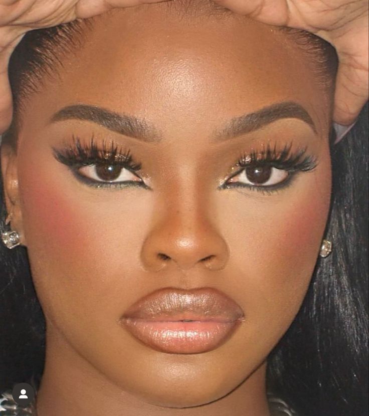 city girls yung miami caresha santana jatavia jt period 2000s Makeup Looks, Brown Girls Makeup, Makeup For Black Skin, Brown Skin Makeup, Glam Makeup Look, Cute Makeup Looks, Glamour Makeup, Face Card, September 19