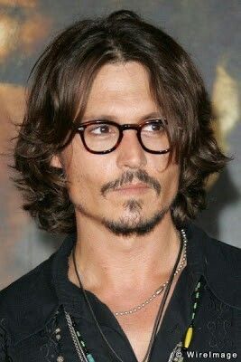 Long Hair And Glasses, Johnny Depp Hairstyle, Hair And Glasses, Kaptan Jack Sparrow, Johnny Depp Style, Men Pictures, Guy Haircuts Long, Mens Hairstyles Medium, Mens Hairstyles Thick Hair