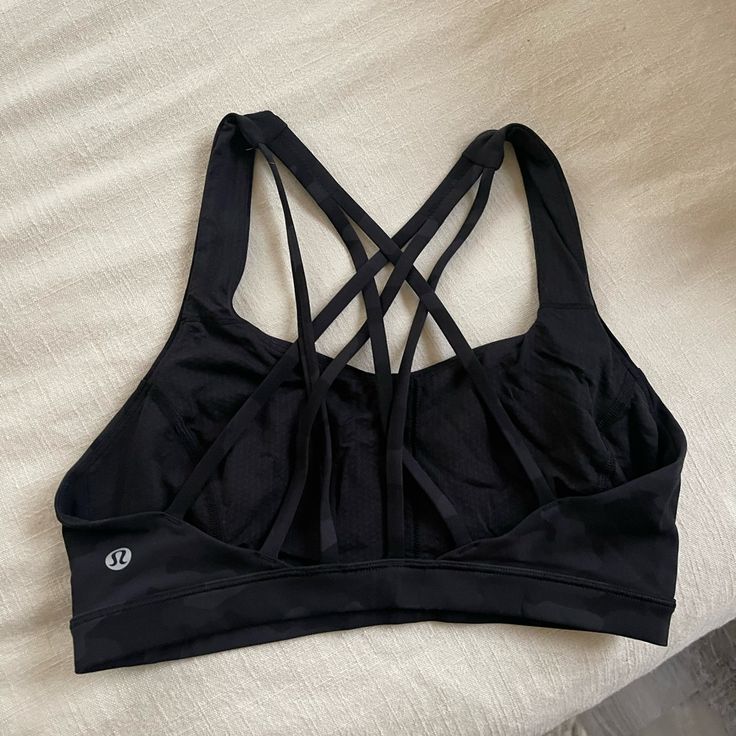 Lululemon Free To Be Serene Bra, C/D Cup. Size 6, Black/Grey Camo. Hardly Ever Worn. Practically Brand New. D Cup Size, Lululemon Free, Gym Fits, Grey Camo, Lululemon Sports Bra, Birthday Wishlist, Girly Outfits, Cup Size, Christmas Wishlist