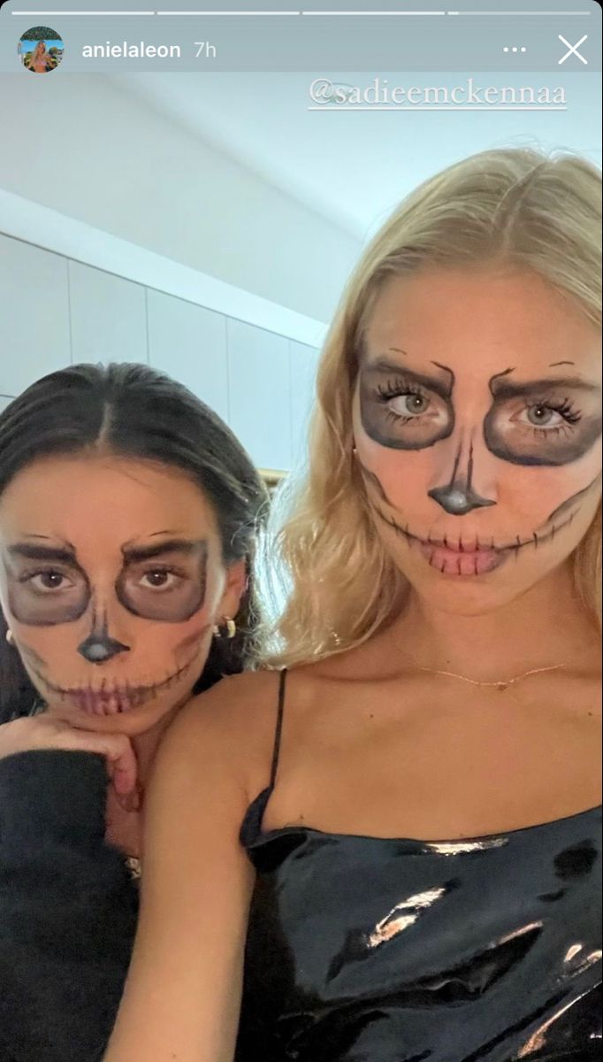 Skull Makeup Halloween Costume, Skeleton Makeup Halloween Costume, Last Minute Skeleton Costume, Pretty Skull Makeup Simple, Skeleton Woman Costume, Halloween Face Makeup Skeleton, Cute Skeleton Halloween Costumes, Women’s Skeleton Costume, Skeleton Makeup Tate