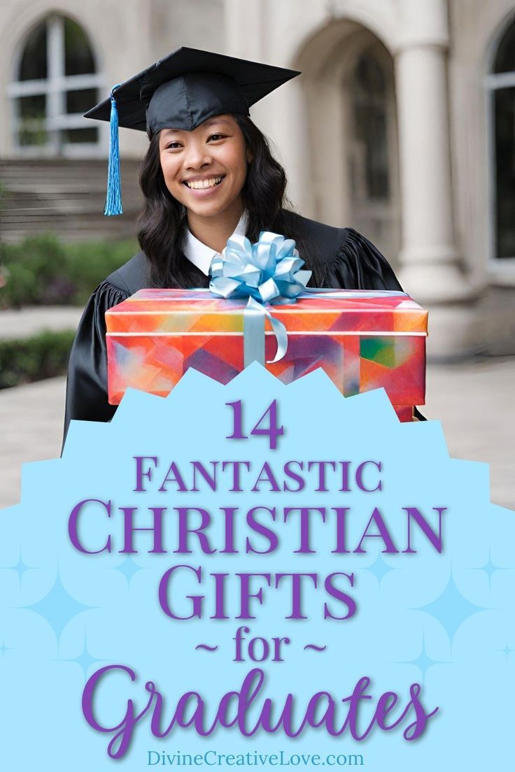 Looking for awesome Christian gifts for graduates? These 14 gift ideas range from devotionals for graduating seniors, to inspirational gifts such as Bible verse art and   décor that are great for high school or college graduates! Cheap Graduation Gifts, Middle School Graduation Gifts, Christian Graduation Gifts, Church Gifts Ideas, Graduation Gift Basket, Gifts For Graduates, High School Grad Gifts, Graduation Gifts For Boys, Graduate Gifts