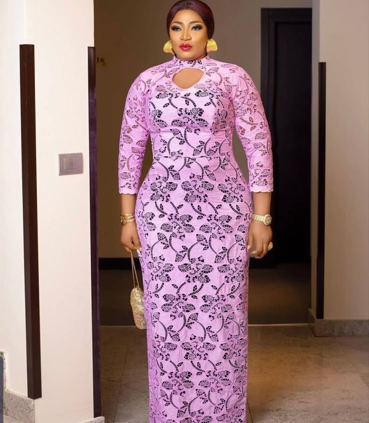 Kaftan Styles For Ladies, Nigerian Lace Styles Dress, Nigerian Lace Styles, Ankara Long Gown Styles, African Lace Styles, Office Dresses For Women, African Print Dress Ankara, Lace Dress Styles, Lace Gown Styles