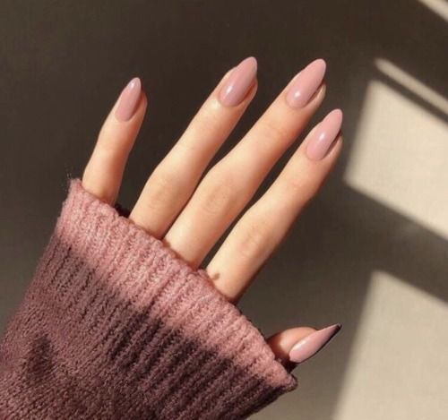 Mauve Nails, Prettiest Celebrities, November Nails, Oval Nails, Neutral Nails, Minimalist Nails, Manicure Y Pedicure, Chic Nails, Pixie Cuts