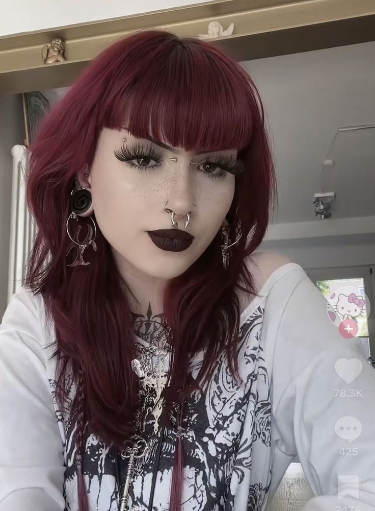 Long V Bangs, 2023 Alt Hair Trends, Color Goth Outfits, Alternative Haircuts Medium With Bangs, Cool Hair Cuts Women, Goth Girl Haircut, Vampire Bangs Hair, Medium Goth Hair, Cute Alt Haircuts