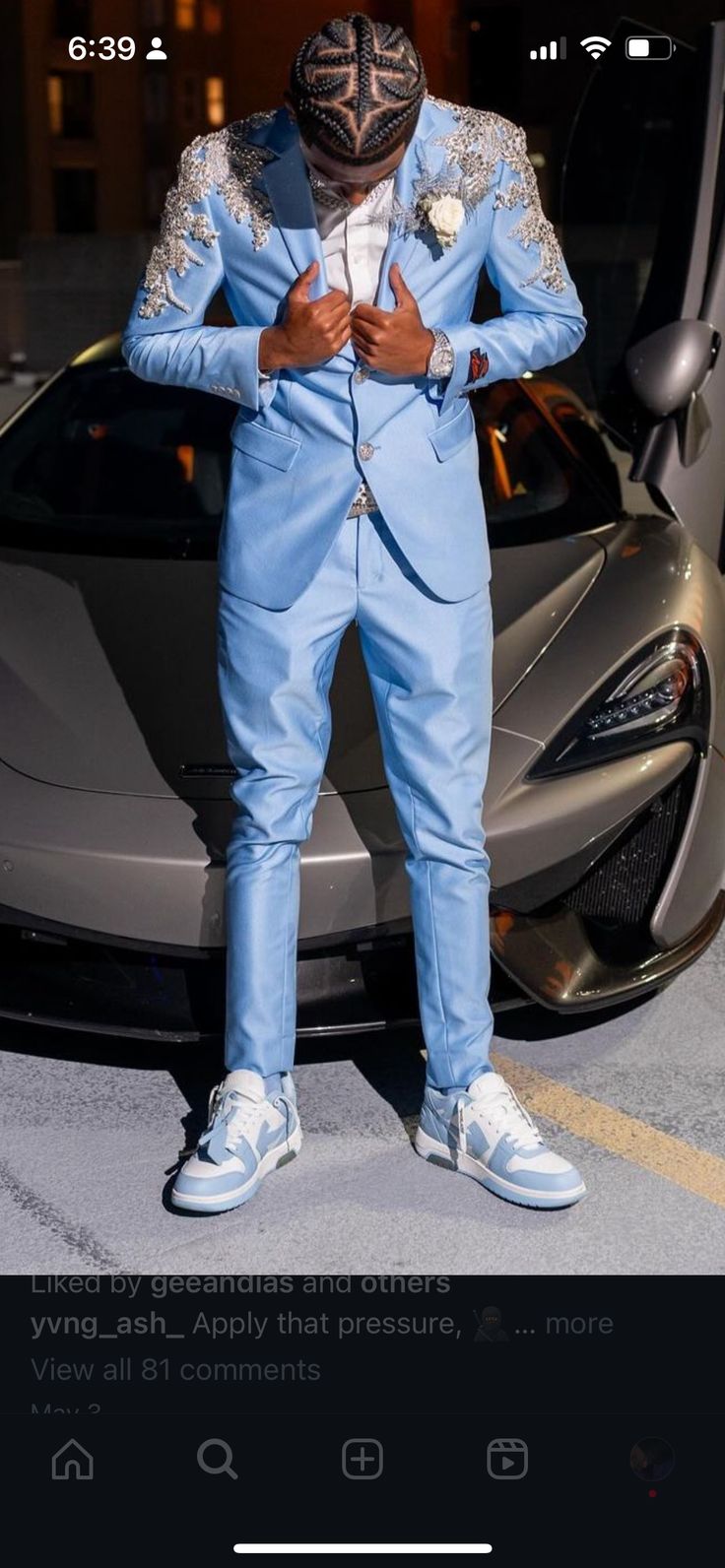 Silver Prom Tuxedo, Senior Prom Suits For Men, Prom Outfits For Guys Blue, Male Prom Ideas, Man Prom Outfit, Unique Prom Outfits For Guys, Prom Outfit For Men, Light Blue Prom Suits, Prom Suits For Men Blue