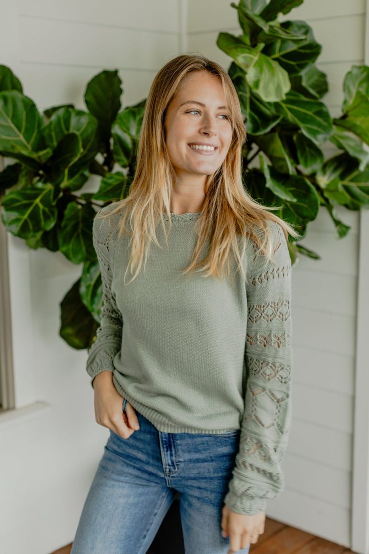 Introducing the Abilene Sweater – where comfort meets charm in every stitch. This cozy masterpiece effortlessly combines warmth, style, and a touch of whimsy to elevate your winter wardrobe. S: 22” length / 38” Bust M: 23” length / 40” Bust L: 23.5" length / 42" Bust XL: 24" length / 44" Bust 100% Cotton Brooke is 5'9" Homestead Wardrobe, Farmhouse Wardrobe, Cohesive Wardrobe, Dresses Feminine, Neutral Capsule Wardrobe, Fashion French, Fashion Romantic, Maternity Wardrobe, French Country Farmhouse