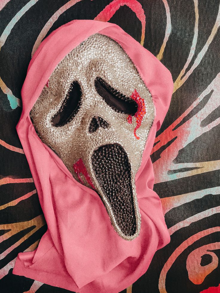 🖤Crystalized bedazzled PINK bling  Bloody Scream Mask  🖤made to order.  🖤Perfect for use as a costume or decor! ** we take custom orders! want pastel pink, rainbow, all black? reach out with your ideas and we'll make it happen! Extra stones will be sent ( in  case of touch ups/accidents) turn around time is 10-14 business days after placing an order Rhinestone Scream Mask, Pastel Ghostface, Pastel Pink Rainbow, Ghostface Mask, Diy Rhinestone Crafts, Scream Mask, Scream Ghostface, Pink Blood, Rhinestone Projects