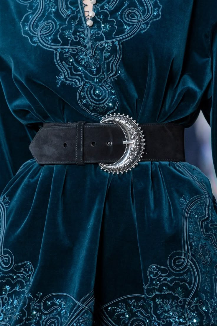 Moon Aesthetic Fashion, Aesthetic Fantasy Outfit, Fantasy Inspired Fashion, Wizard Fashion Aesthetic, Wizard Aesthetic Fashion, Witch Fashion Aesthetic, Spring Whimsigoth, Witch Belt, Ravenclaw Dress