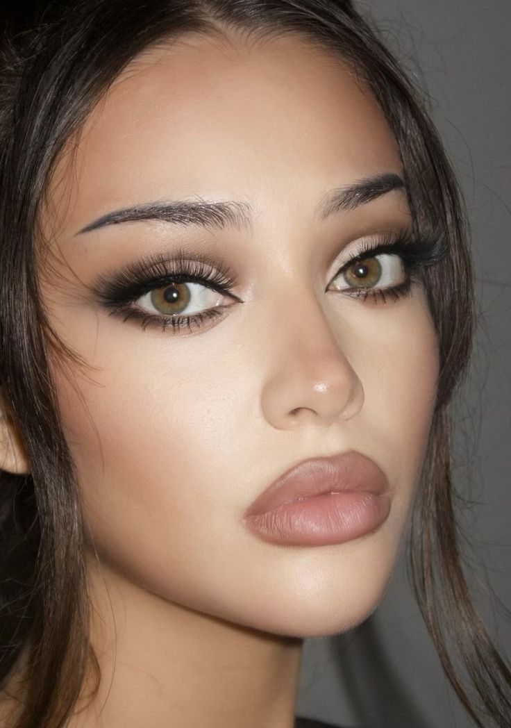 Makeup To Bigger Eyes, Max Black Makeup, Soft Smoky Glam Makeup, Almond Eye Shape Makeup, Makeup Ideas Asian Eyes, Expresso Makeup Look, Virgo Makeup Looks, Wedding Makeup For Brown Eyes Brunette, Matte Makeup Look Natural