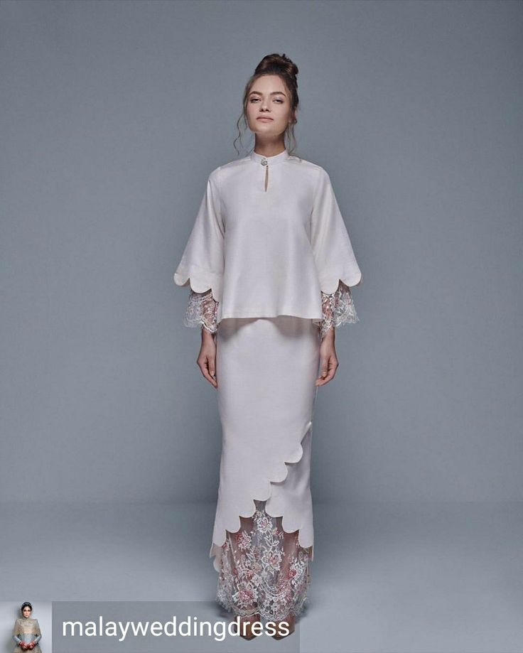 Baju Kurung Moden Style, Simple Silk Dress, Eid Fashion, Baju Kahwin, Kebaya Modern Dress, Kebaya Dress, Lace Dress Design, Wedding Dress Outfit, Traditional Dresses Designs