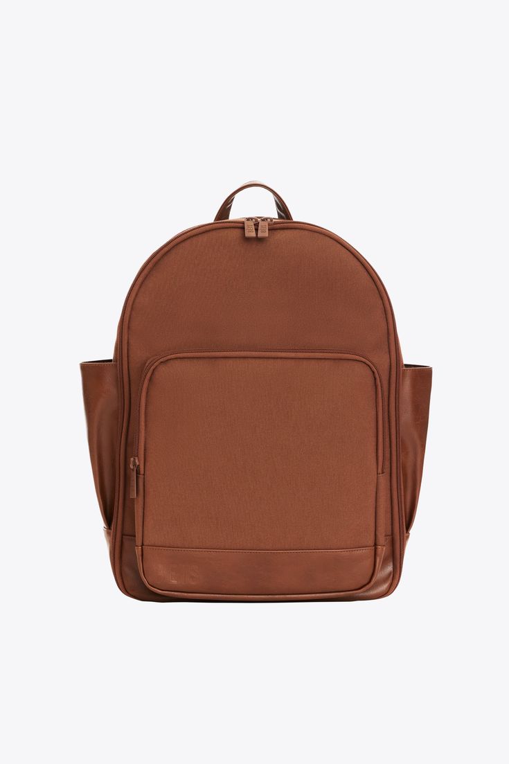 Experience the perfect blend of style & functionality with our signature backpack. Elevate your daily adventures and travel in confidence with a backpack that can take you to work or across the globe. Shop our maple backpacks today! Minimalist Backpacking, Black Bookbag, Backpack For Work, Backpacking Essentials, Maple Brown, Pvc Trim, Work Backpack, Minimalist Backpack, Everyday Backpack