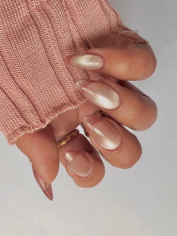 French Cateye Nail, Cateye French Tip Nail, Cateye French Tip, Cat Eye French Tip, Cateyes Nails, Cateye Nails, Spring 2025, Cat Eye Nails, French Tip Nails