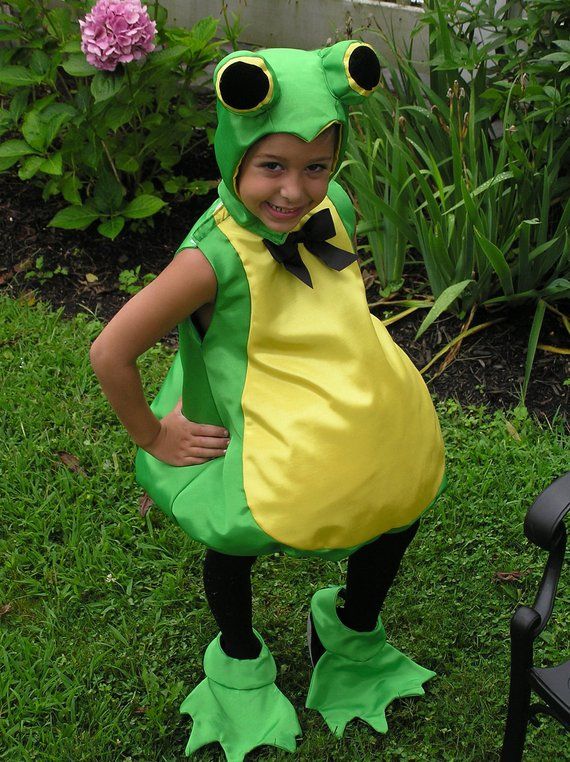 Frog Costume Children's sizes 4, 6, 8 Sleeping Beauty Halloween Costume, Sleeping Beauty Halloween, Frog Dress, Frog Costume, Princess Halloween Costume, Black Halloween Dress, Animal Costumes, Princess And The Frog, Cute Costumes