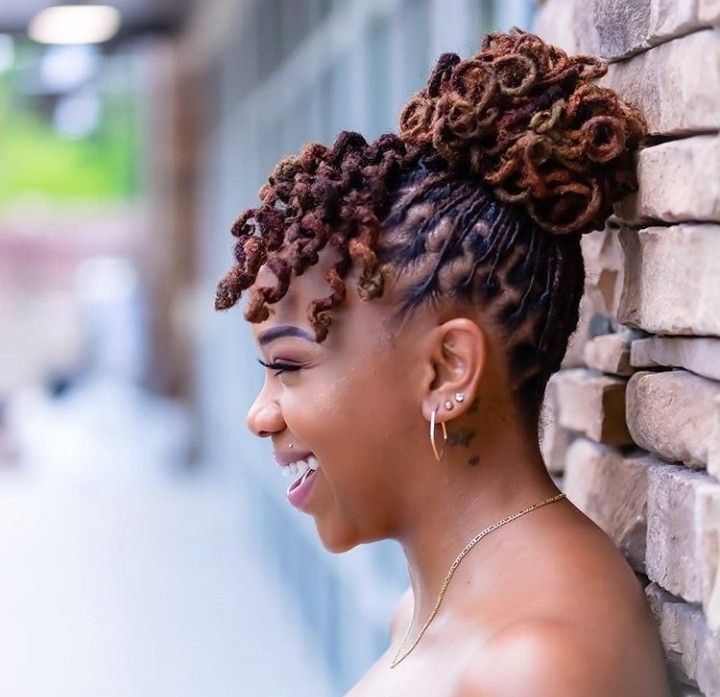 Dreadlock Wedding Hairstyles, Short Dreadlocks Styles, Dreads Styles For Women, Loc Updo, Twisted Hair, Short Locs Hairstyles, Faux Locs Hairstyles, Afro Style, Dreadlock Styles