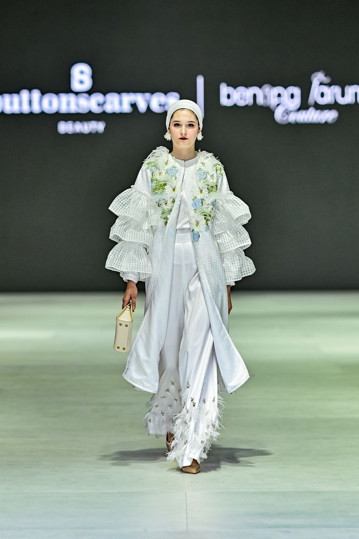 Modest Couture, Exotic Dramatic, Jubah Dress, Turkey Fashion, Jakarta Fashion Week, Fashion Week 2024, Muslimah Dress, Batik Fashion, Modest Wear