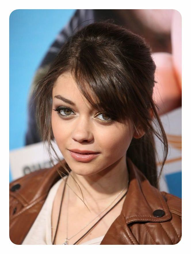 Sarah Hyland Short Hair, Low Pony Hairstyles, Ponytail With Bangs, Short Hair Styles African American, Loose French Braids, Chic Ponytail, Short Hair Ponytail, Bangs Ponytail, Pony Hairstyles